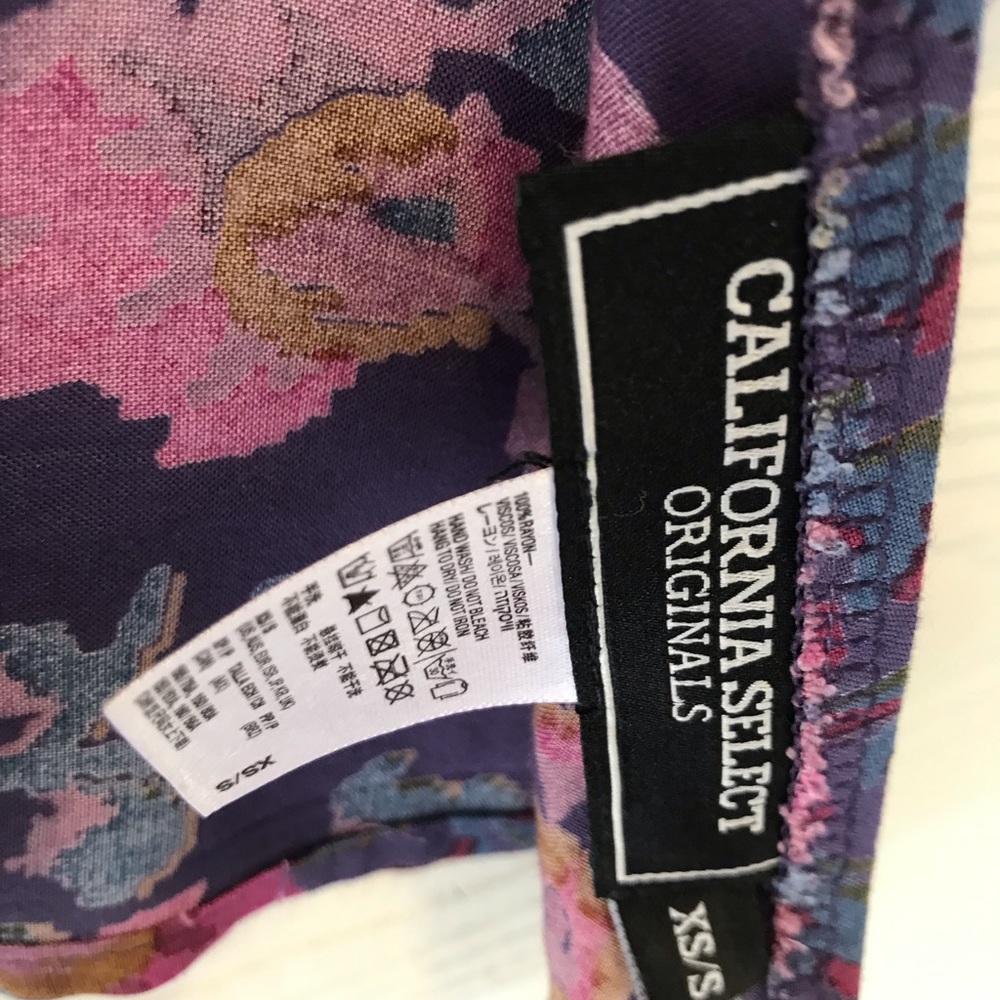 Backless Tie-Back Tank - Picture 3 of 4
